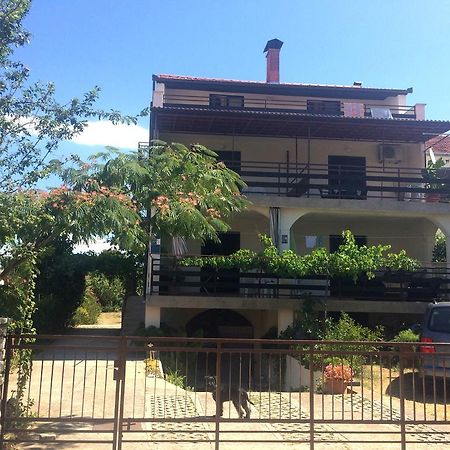 Apartments Radulovic Biograd Na Moru Eksteriør bilde
