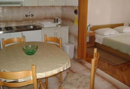 Apartments Radulovic Biograd Na Moru Eksteriør bilde