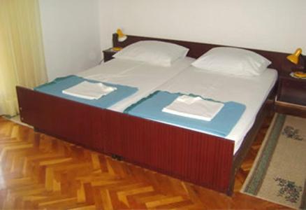 Apartments Radulovic Biograd Na Moru Eksteriør bilde