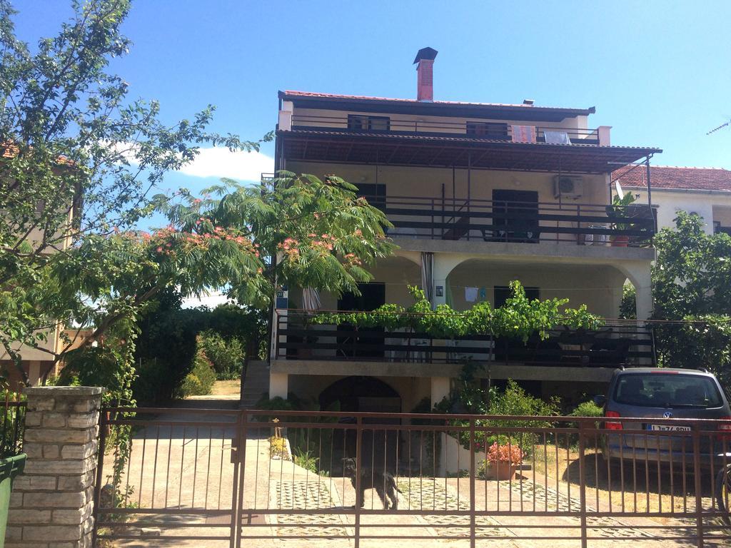 Apartments Radulovic Biograd Na Moru Eksteriør bilde