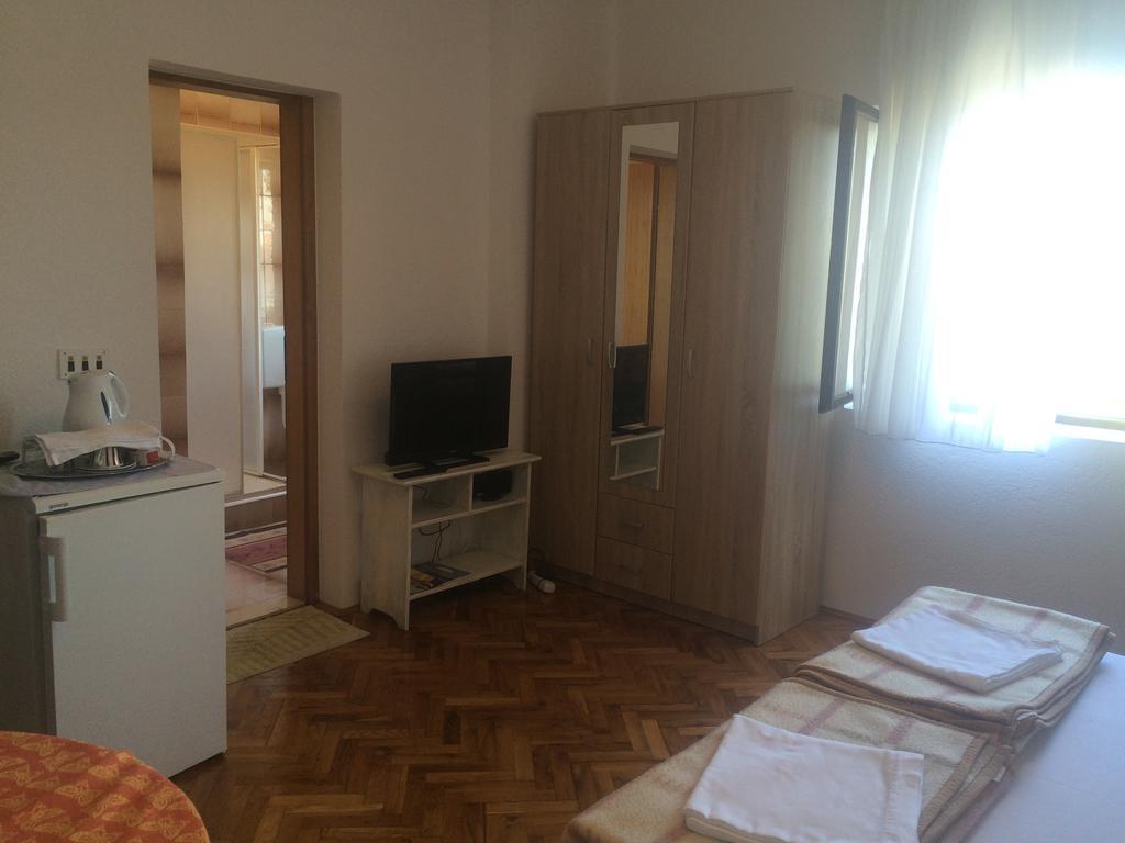 Apartments Radulovic Biograd Na Moru Eksteriør bilde