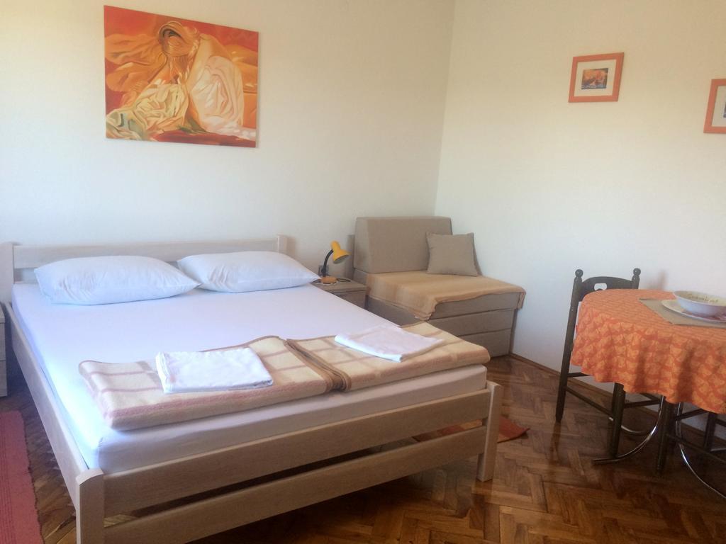 Apartments Radulovic Biograd Na Moru Eksteriør bilde