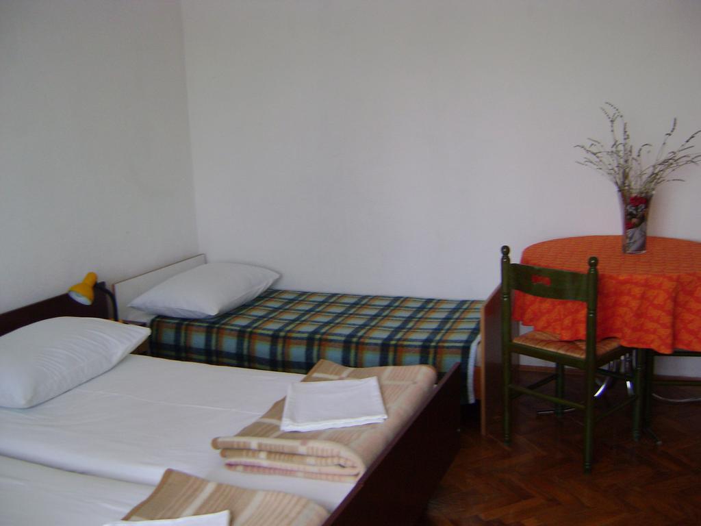 Apartments Radulovic Biograd Na Moru Rom bilde