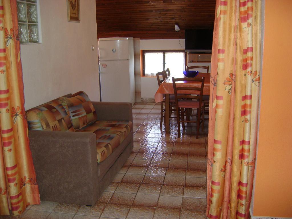 Apartments Radulovic Biograd Na Moru Rom bilde