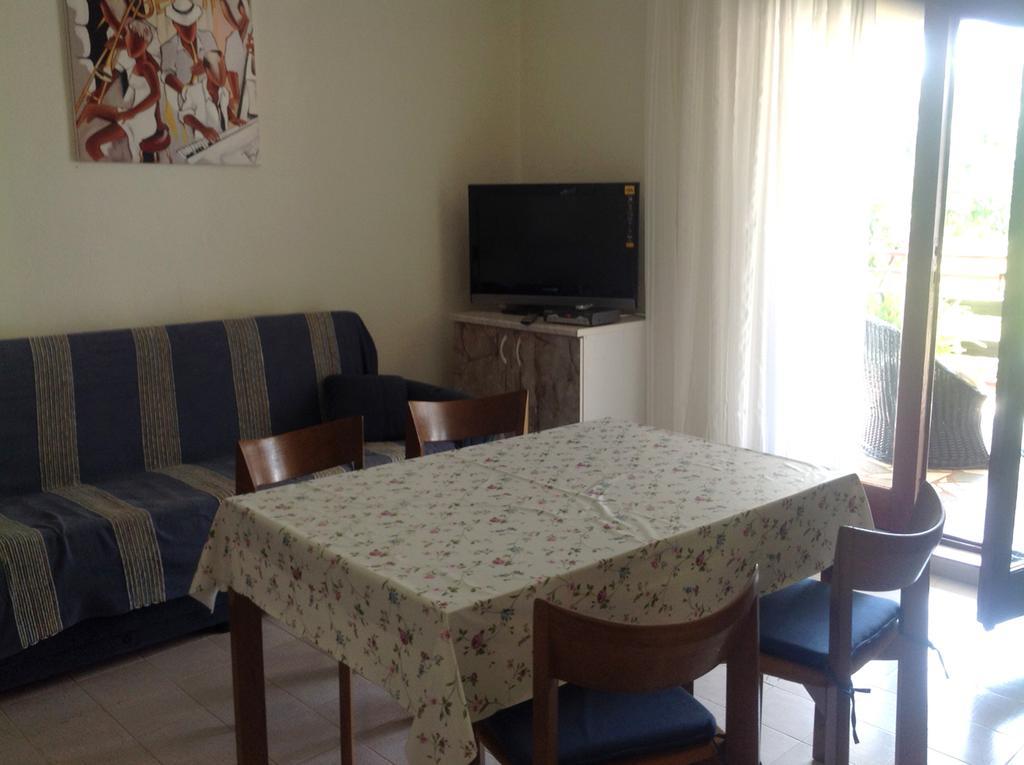 Apartments Radulovic Biograd Na Moru Rom bilde
