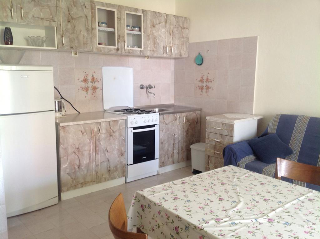 Apartments Radulovic Biograd Na Moru Rom bilde